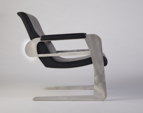 Uccello chair